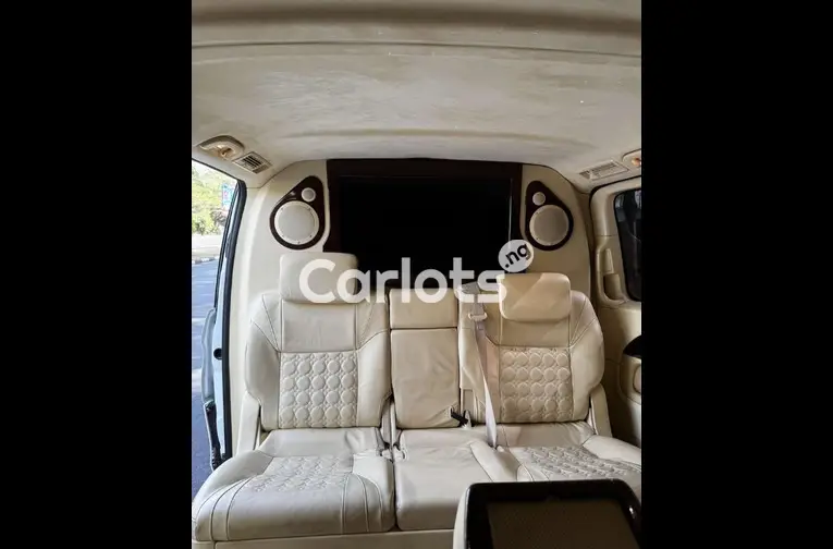 2017 MERCEDES BENZ VIANO LUXURY VIP EDITION - 3/5