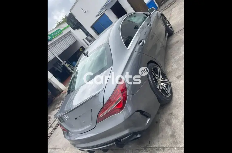 2015 MERCEDES BENZ CLA250 - 5/5