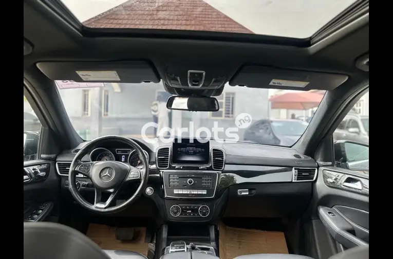 FOREIGN USED 2018 MERCEDES BENZ GLE350 - 3/4