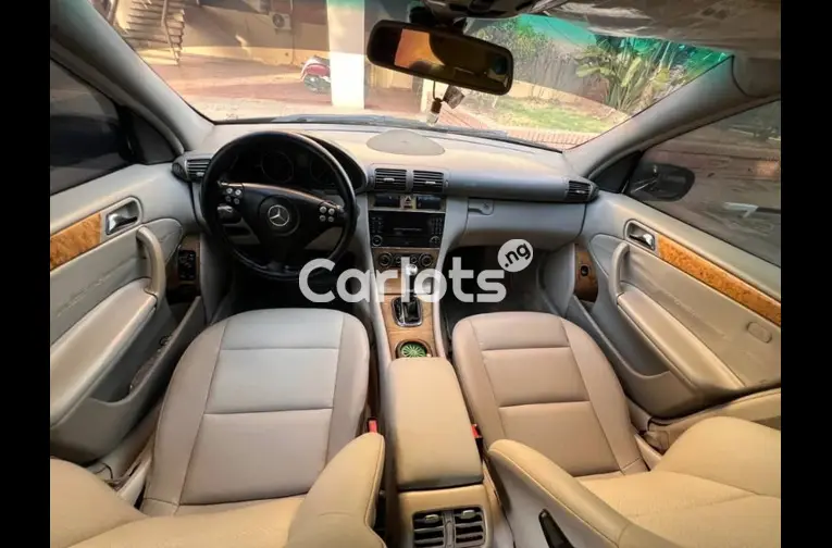 2007 MERCEDES BENZ C230 - 3/5