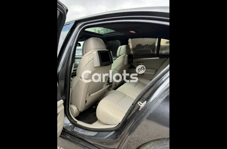 2012 UNREGISTERED BMW 5 SERIES - 4/5