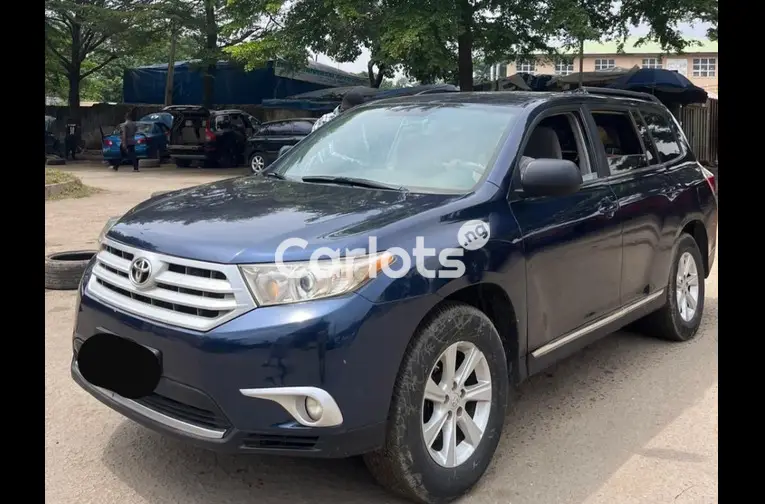 2013 TOYOTA HIGHLANDER - 2/5