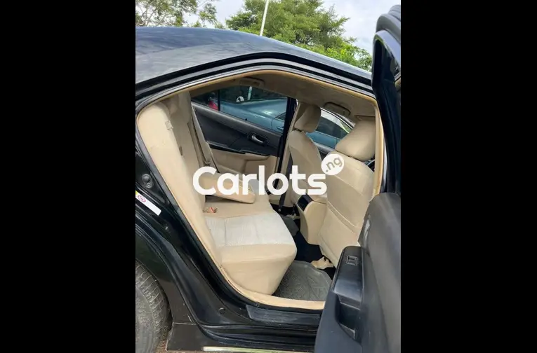 Used TOYOTA CAMRY 2013 - 2/5
