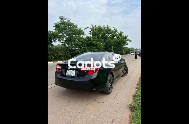 Used TOYOTA CAMRY 2013 - 5/5