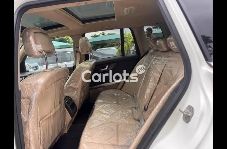 2015 MERCEDES BENZ GLK350 FULL OPTION - 4/5