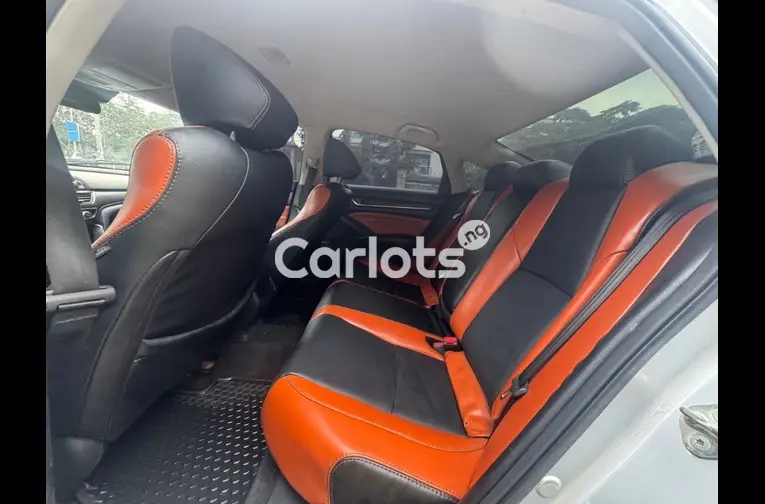 HONDA ACCORD 2019 - 3/4