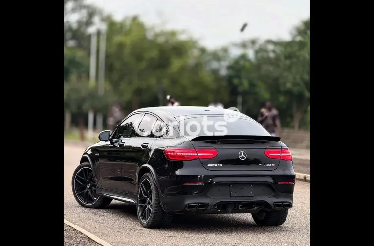 FOREIGN USED 2019 MERCEDES BENZ GLC63s - 5/5