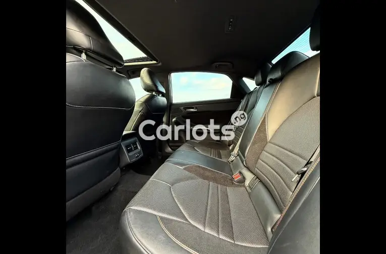 FOREIGN USED 2019 TOYOTA AVALON XSE - 4/5