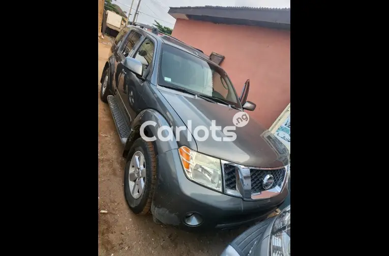 1YEAR REGISTERED 2008 NISSAN PATHFINDER SE - 4/5