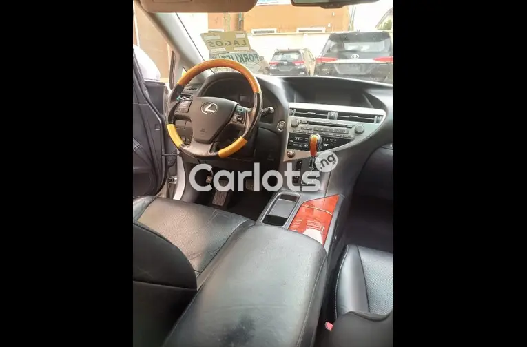 FOREIGN USED 2010 LEXUS RX350 - 2/5