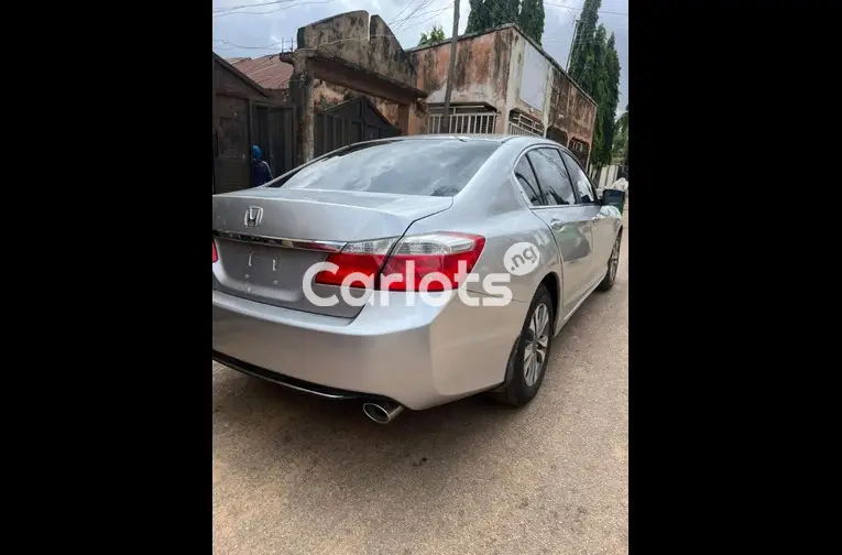 FOREIGN USED 2013 HONDA ACCORD - 4/5