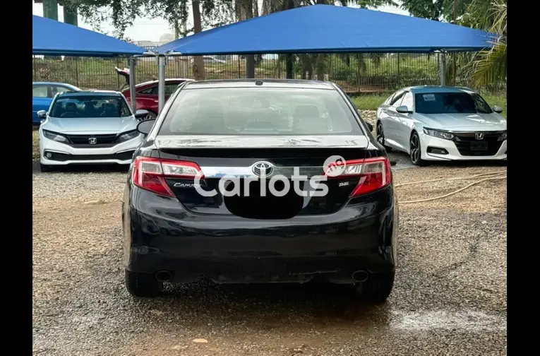 2013 TOYOTA CAMRY SE V6 - 4/5