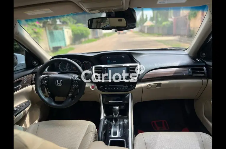 2016 KEYLESS HONDA ACCORD SPORT FULL OPTION - 3/5