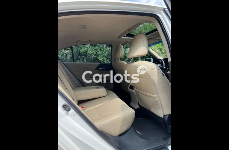 2016 KEYLESS HONDA ACCORD SPORT FULL OPTION - 4/5