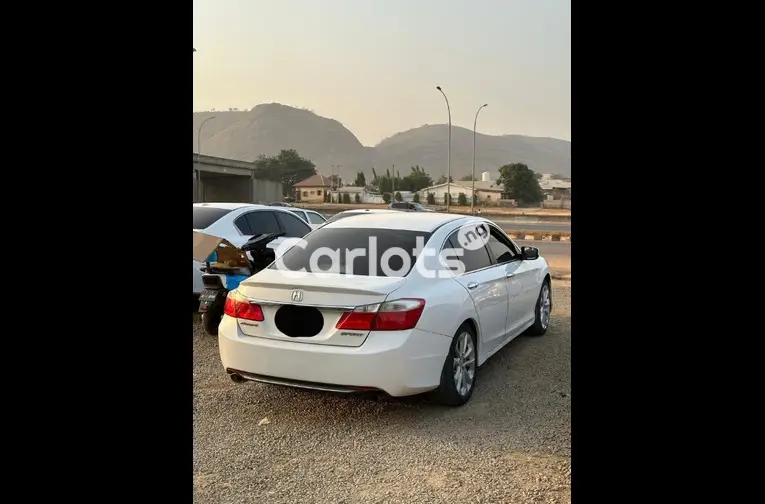 2013 HONDA ACCORD SPORT - 4/5