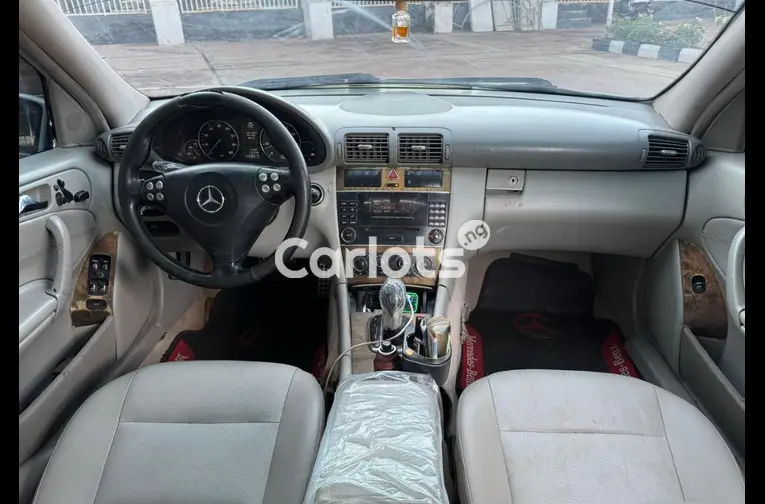 2007 MERCEDES BENZ C230 - 3/5