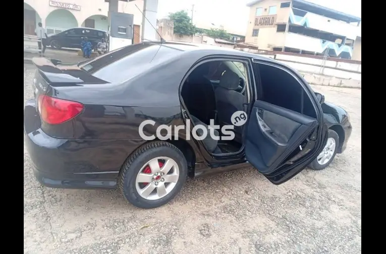 2004 Toyota corolla sport - 5/5