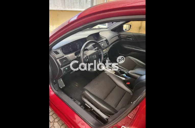 FOREIGN USED 2017 HONDA ACCORD SPORT - 2/5