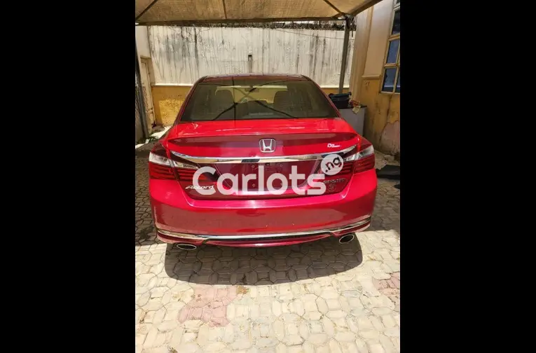 FOREIGN USED 2017 HONDA ACCORD SPORT - 4/5