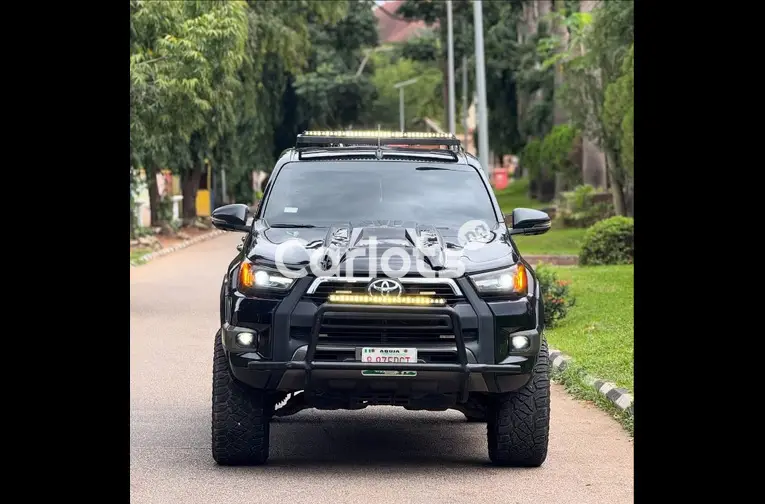 2023 TOYOTA HILUX ADVENTURE OFF-ROAD - 2/5