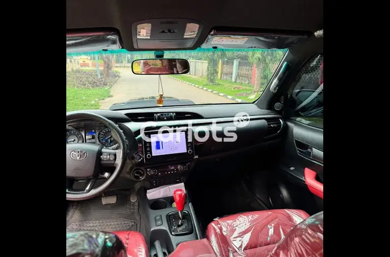 2023 TOYOTA HILUX ADVENTURE OFF-ROAD - 3/5