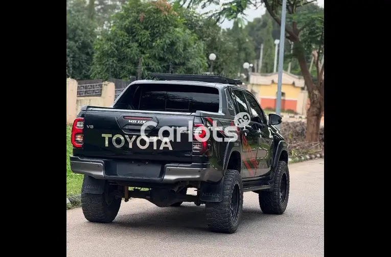 2023 TOYOTA HILUX ADVENTURE OFF-ROAD - 5/5