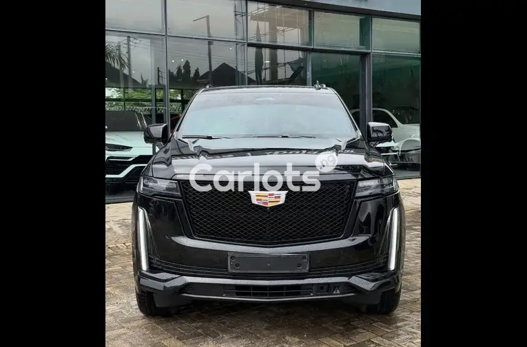 FOREIGN USED 2023 CADILLAC ESCALADE 600