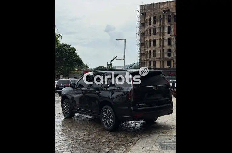 FOREIGN USED 2023 CADILLAC ESCALADE 600 - 5/5