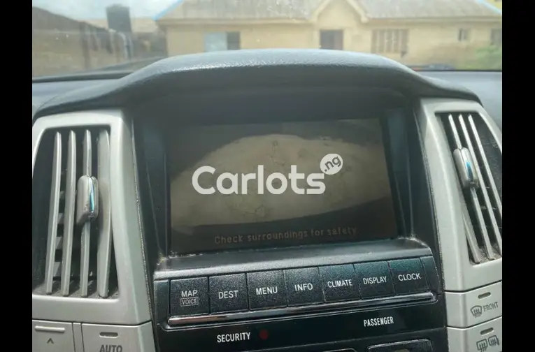 FOREIGN USED 2005 LEXUS RX330 FULL OPTION - 2/5