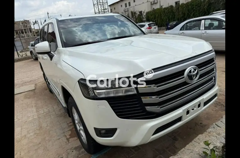 FOREIGN USED 2024 TOYOTA LAND CRUISER GX.R TWIN TURBO