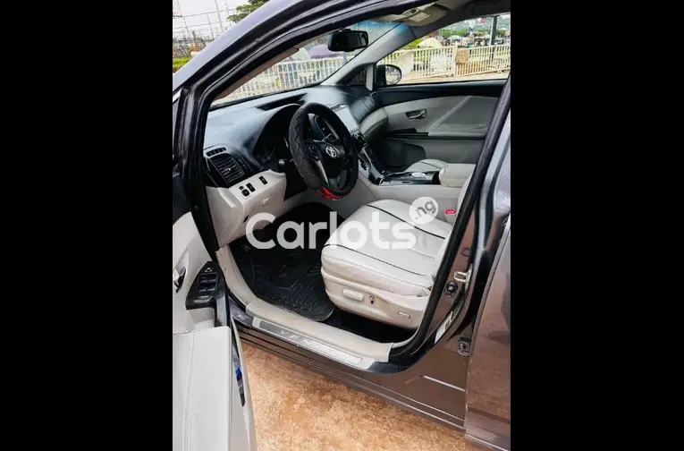 2013 TOYOTA VENZA FOUR CYLINDERS - 2/5