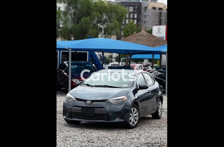 2015 TOYOTA COROLLA - 1/4