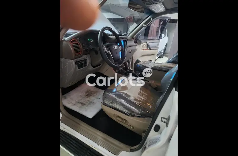 2024 UPGRADED TOYOTA LAND CRUISER - 2/5