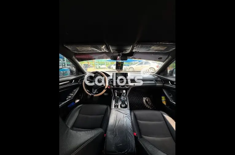 HONDA ACCORD 2018 - 1/5