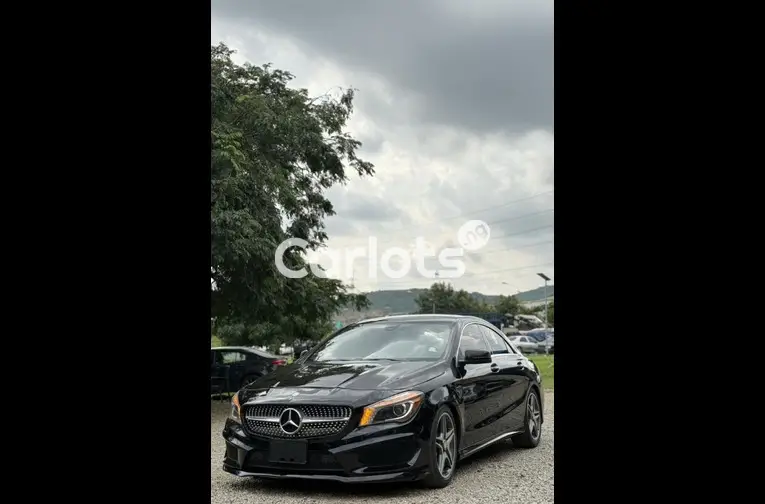 FOREIGN USED 2014 MERCEDES BENZ CLA250 - 1/5