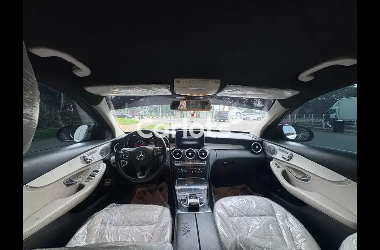 2015 KEYLESS MERCEDES BENZ C300 - 3/5