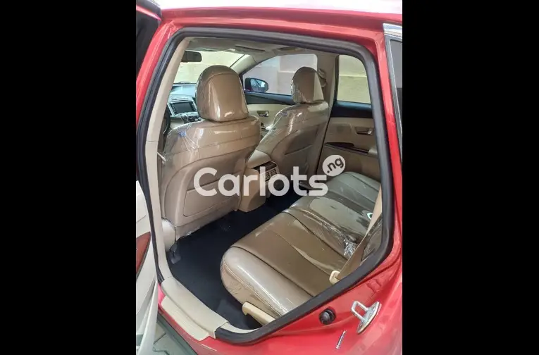 FOREIGN USED 2010 TOYOTA VENZA AWD V6 FULL OPTION - 3/5