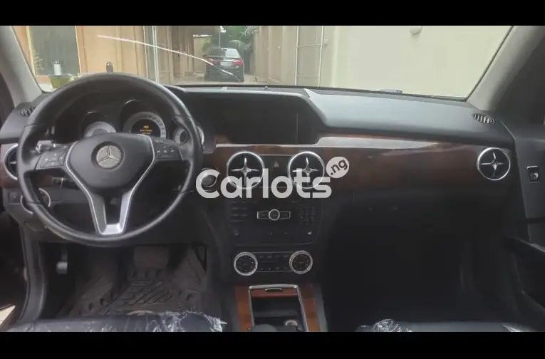 FEW MONTHS USED 2015 MERCEDES BENZ GLK350 FULL OPTION - 2/5