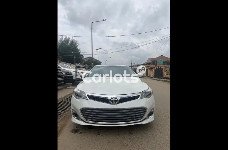 FORIEGN USED 2014 TOYOTA AVALON