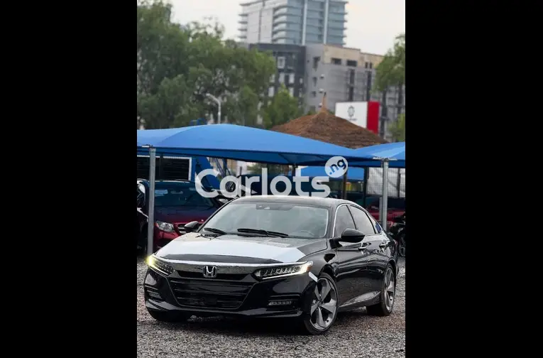 2018 HONDA ACCORD