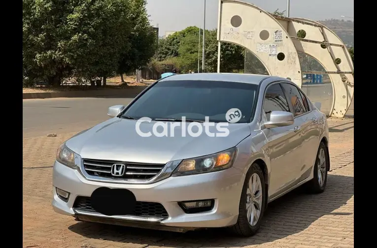 2014 HONDA ACCORD SPORT - 2/5