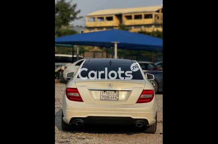 MERCEDES C350 COUPE - 4/5