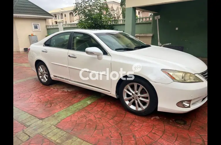 2012 LEXUS ES350 - 4/5