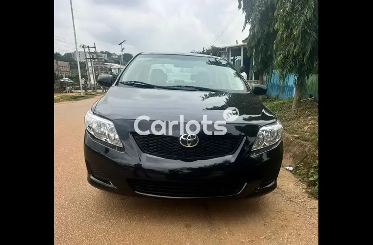 2010 TOYOTA COROLLA - 1/5