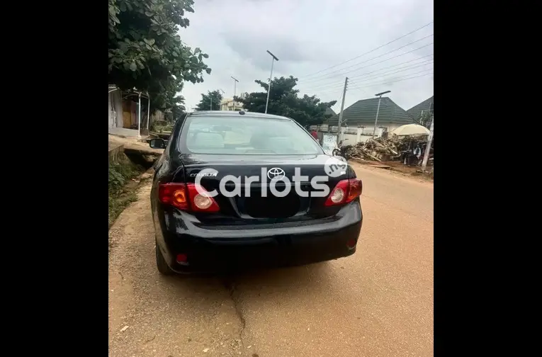 2010 TOYOTA COROLLA - 5/5