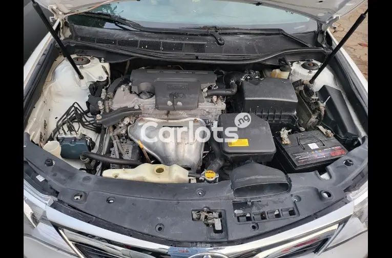 FOREIGN USED 2015 TOYOTA CAMRY/ACCIDENT FREE(DUBAI SPEC) - 4/5