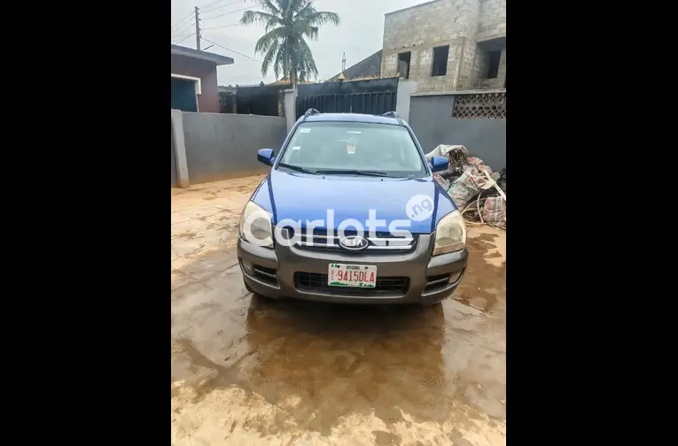 CLEAN FIRST BODY 2007 KIA SPORTAGE V4 - 1/5