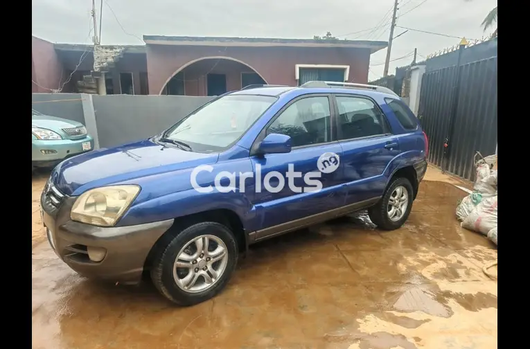 CLEAN FIRST BODY 2007 KIA SPORTAGE V4 - 4/5