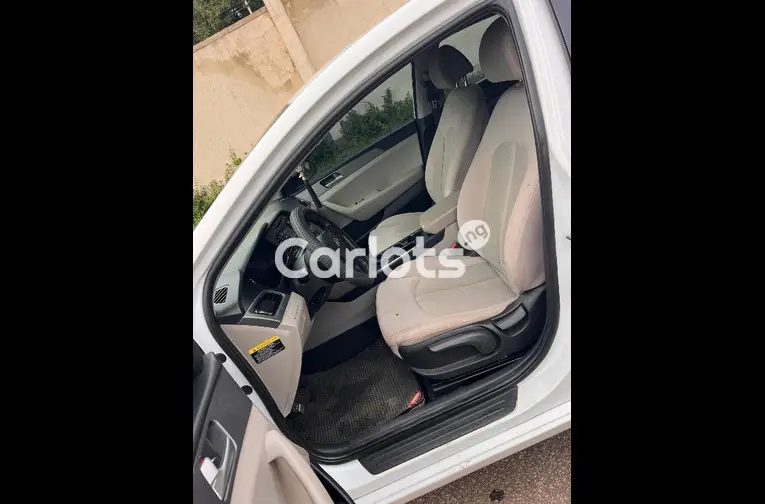 2017 HYUNDAI SONATA - 3/5