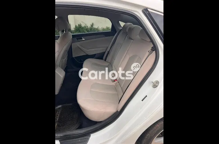 2017 HYUNDAI SONATA - 4/5